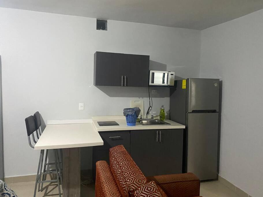 Apartamento Loft Hermoso En Guadalupe Bbva *